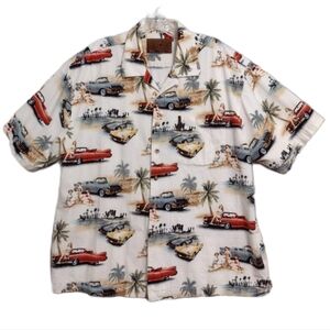 🔹3/$15🔹Vintage Car Print Men's Shirt